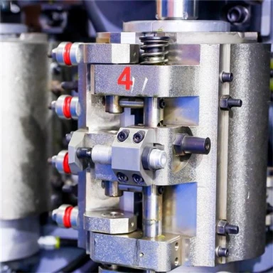 Pet 14 cavities teljesen automatikus fúvóformázó gép